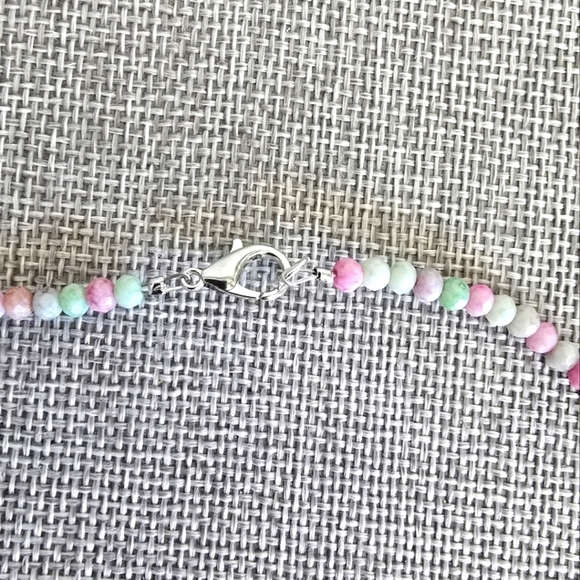 Dainty Beaded Stone Initial Letter G Choker Necklace Pink Purple White 17.5" - Picture 4 of 5
